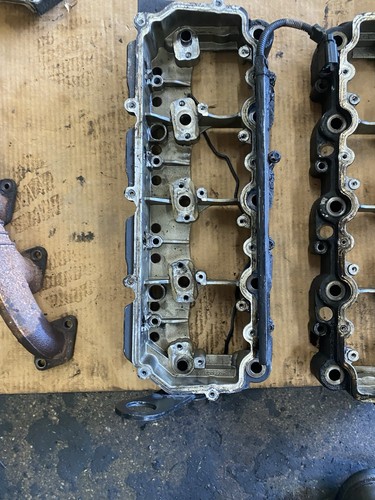03-04.5 6.0 Powerstroke Rocker Boxes 1840550C1 ML3N15(b)-20 - Picture 3 of 3