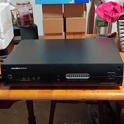 Panamax M5100-EX Power Conditioner for Home Audio/Video Equipment