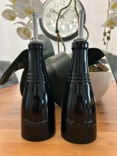 Le Creuset Stoneware Oil and Vinegar Set Black