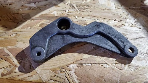 BMW 5 E39 Generatorhalterung 2248561 2.50 Diesel 105kw 2001 33743537