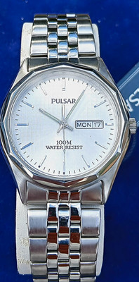 Pulsar Men's Stainless Steel Quartz Watch White Dial Day Date Bracelet Band Mens