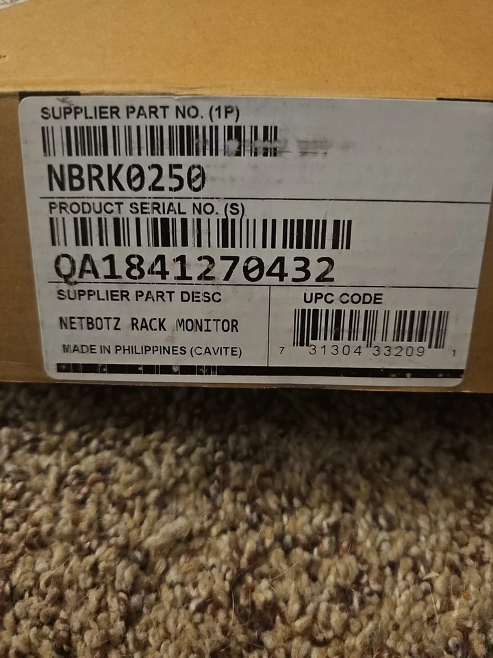 APC NBRK0250 NetBotz Rack Monitor 250 - Image 2 of 4