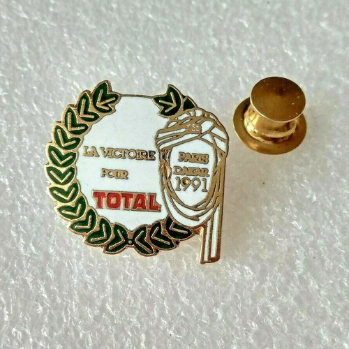 Ancien pin's pin s pins collection sport mécanique automobile rallye Paris Dakar Paris 1994 Starpin's 94 métal - Collection