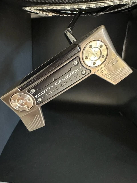 Scotty Cameron Concept X CX-02 Putter 34” RH with Headcover Scotty Cameron Concept X CX-02 Putter 34” RH with Headcover