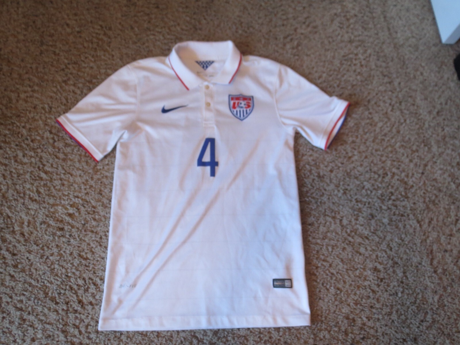 Nike USA US Soccer USMNT Jersey Michael Bradley 4, Men's small