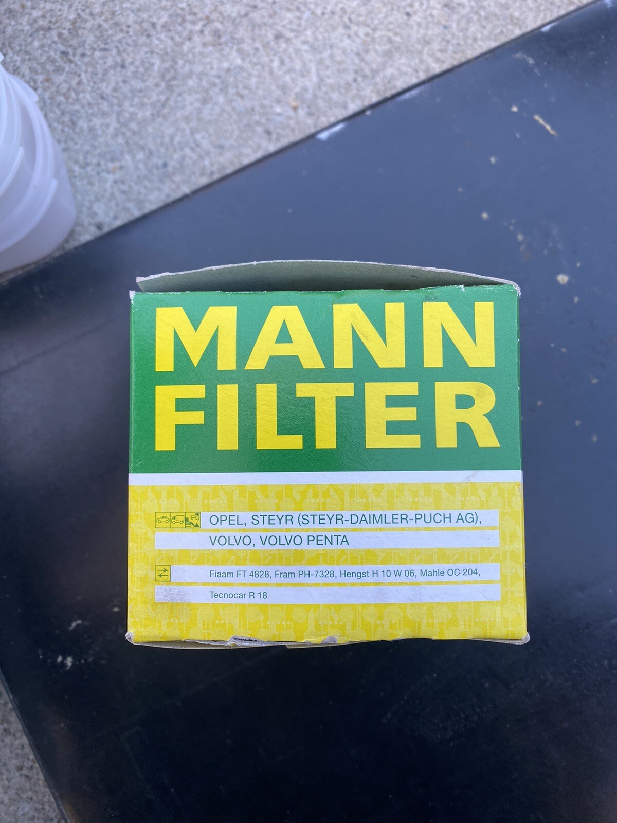 Mann Engine Oil Filter W 917 For Lada Niva Samara Volvo 264 740 745 850 940