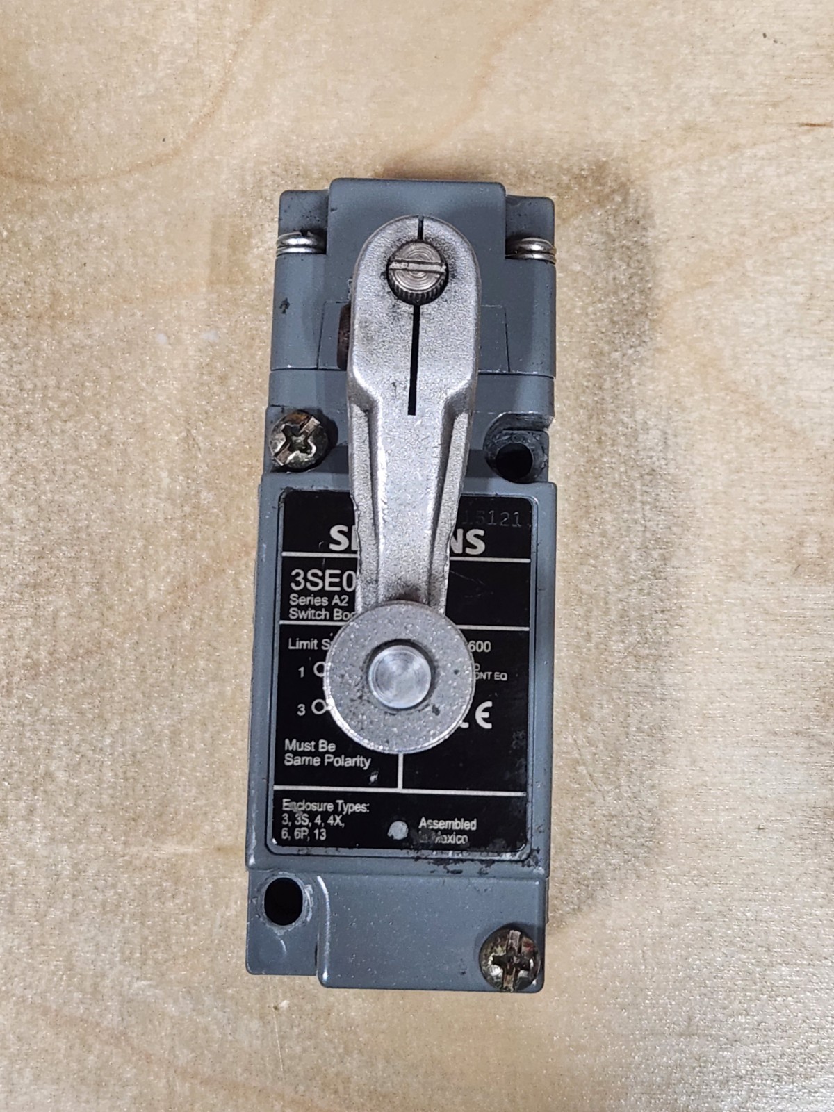 SIEMENS Limit Switch 3SE03-SA