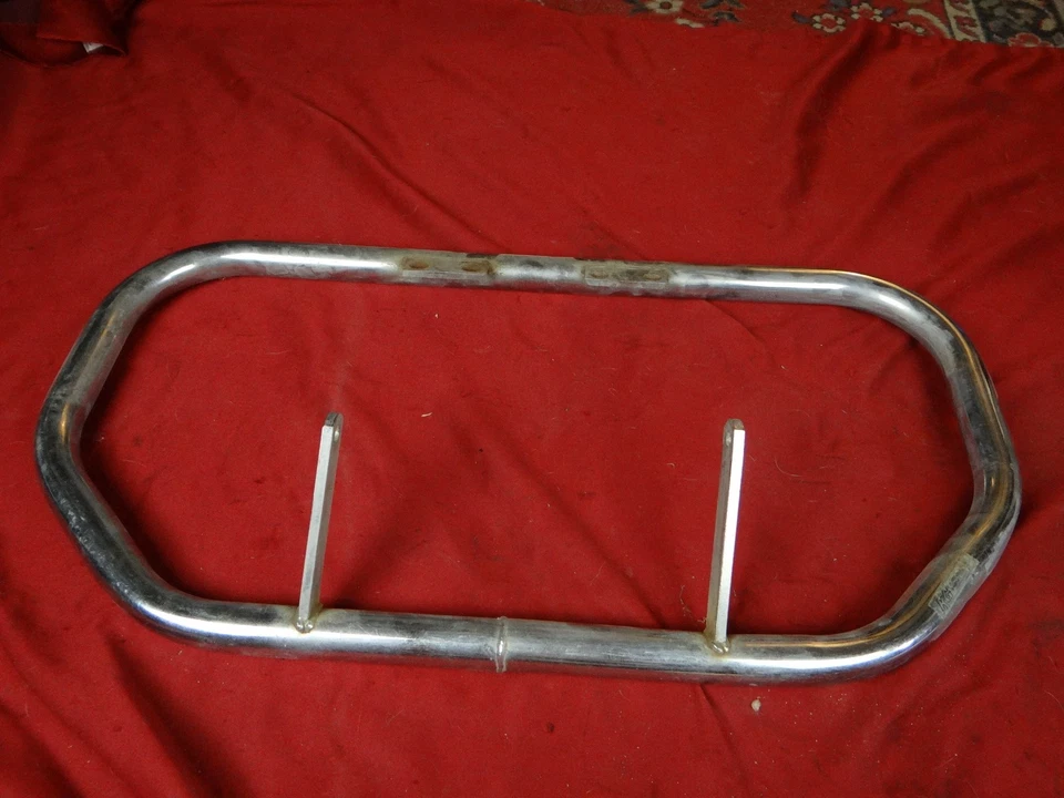 Barra de choque KG Engineering, Honda CB650 1981 Foto 3 de 4