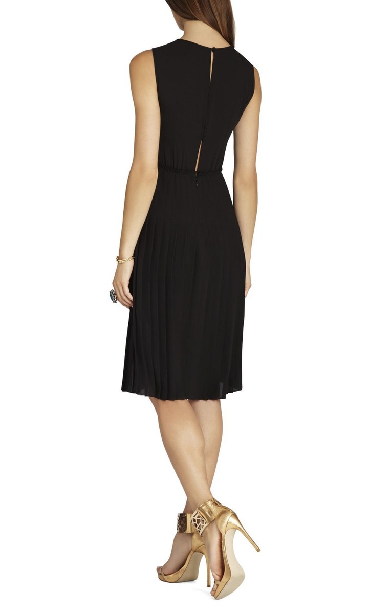 SALE!【BCBG MAXAZRIA】Scalloped Edge Pleated Dress BCBGMAXAZRIA Arianne Scalloped Edge Pleated Dress - Runway