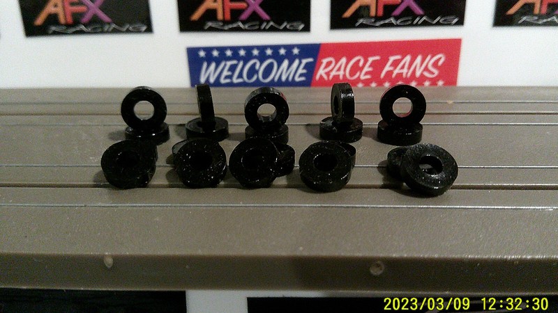 20 PAIR SILICONE BLACK NARROW LOW PROFILE TIRES FITS AURORA T-JET 500 STOCK HUBS