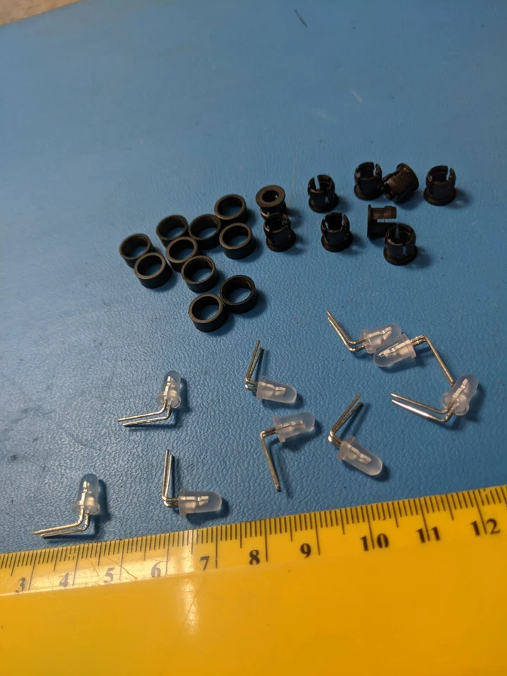 10 pcs LED DOME , GENERAL INSTRUMENT Q6208K , 3008333-03 , RED , 10 pcs - Image 2 of 4