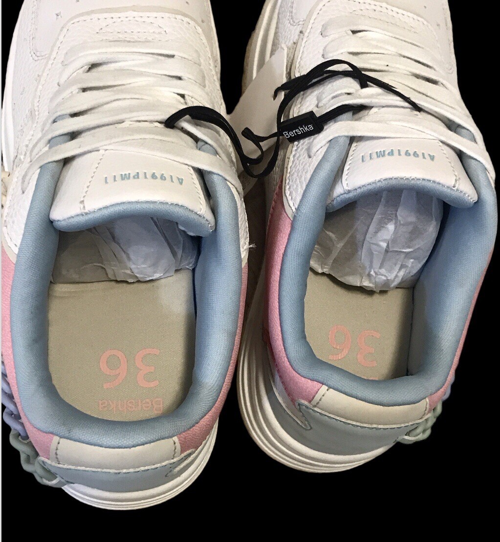 スペイン発☆Bershka♪out of core フットボール スニーカー スペイン発 ☆ Bershka ♪ out of core スニーカー (Bershka