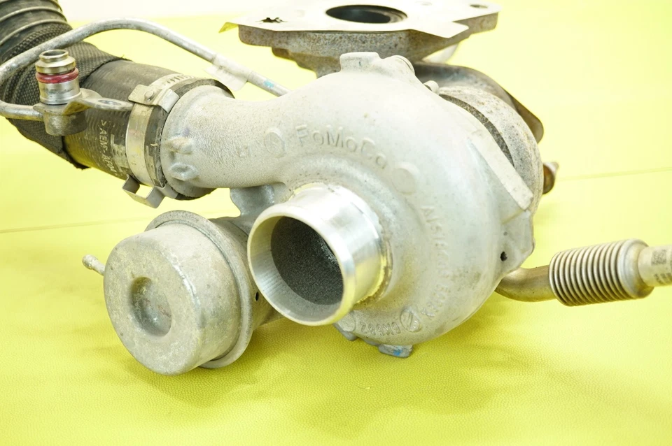 🔅 Turbocompresor Ford Edge 2015-2018. Colector de escape - OEM derecho Foto 2 de 4