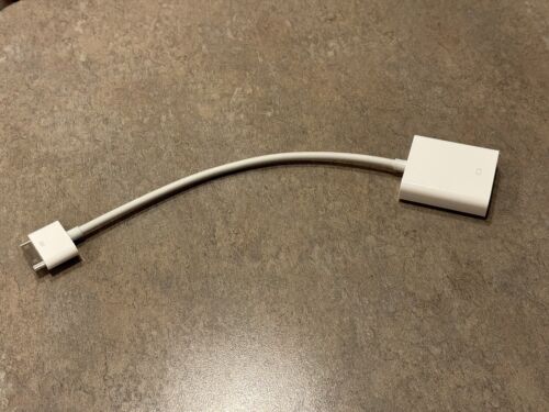 30 pin to VGA Female adapter - Genuine Apple! - Picture 1 of 4