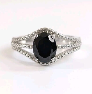 Size 8.5 Black Oval Stone Silver Toned Ring Signed Karis Goth Ring