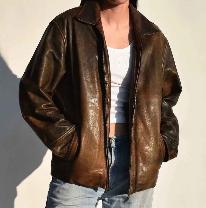 Women’s Vintage Distressed Brown Leather Jacket Oversized Retro Zip