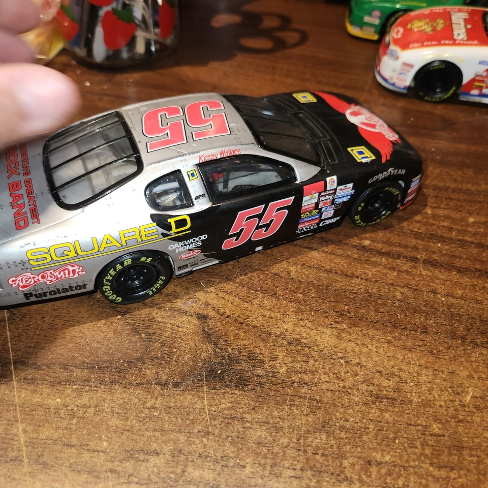 Chevy Monte Carlo 2000 Hot Wheels #55 Kenny Wallace Square D 1:24 Aerosmith Foto 4 de 4