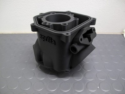 APRILIA RSA 125 250 GP ZYLINDER 3D GEDRUCKT REPLIK SCHWARZ