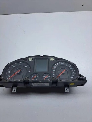 VW PASSAT Variant B6 3C5 Kombiinstrument V0002000 3C0920871K 2.00 34974239