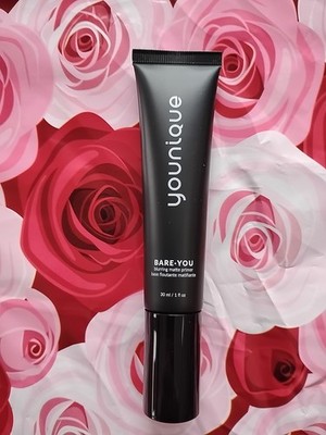 Younique BARE -YOU Blurring Matte Primer