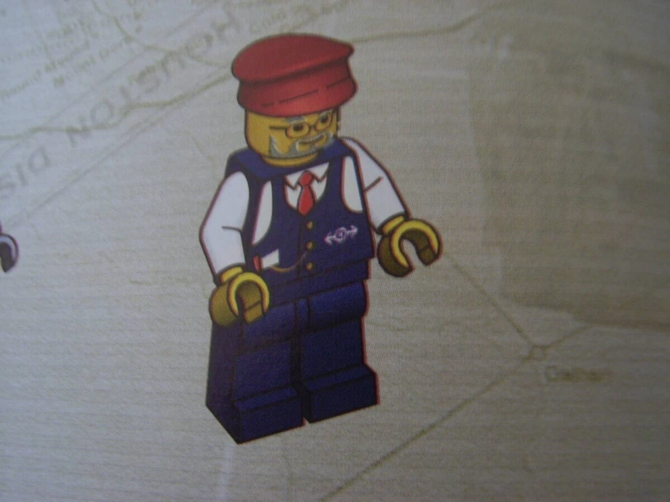 LEGO Burlington Northern Santa Fe (BNSF) GP-38 Locomotive 10133 Used W/Manual - Image 4 of 4