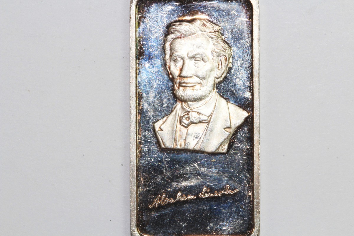 1oz Fine Silver 999 Art Bar Abraham Lincoln 16th President