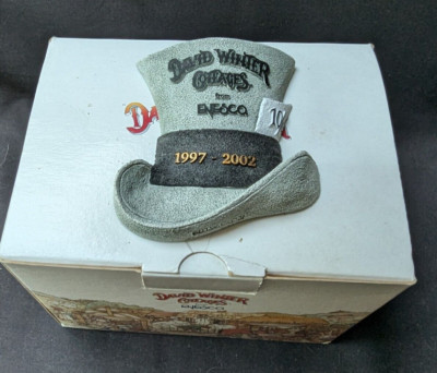 David Winter Mad Hatter's Tea Party Plakette - verpackt - signiert