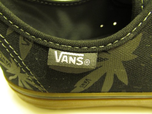 NEW VANS (PALMS) BLACK GUM SKATE SHOES MENS SIZE 8 - Picture 4 of 11