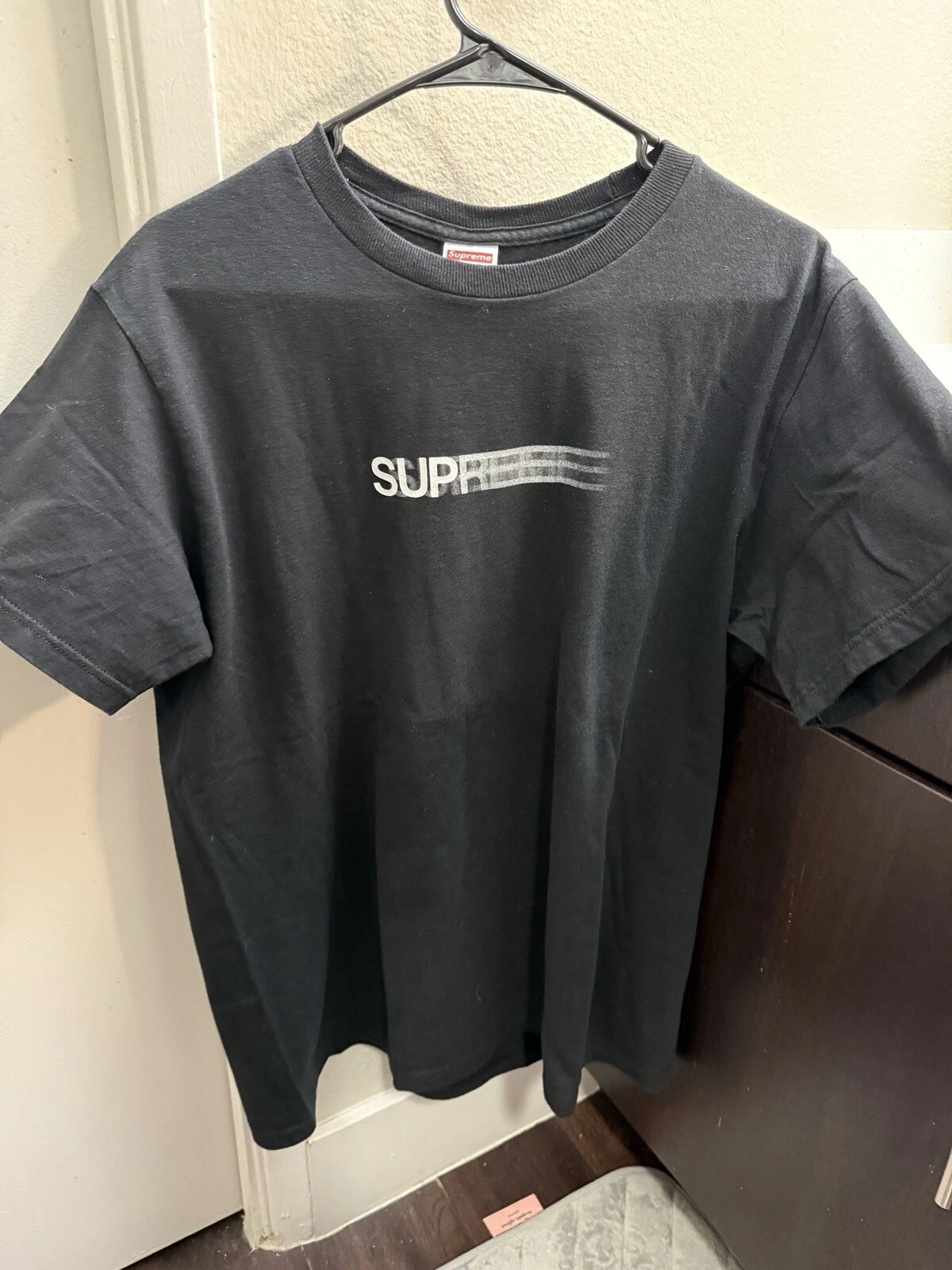 Chemise homme Supreme Motion Logo Helvetica Goodfellas Font noire moyenne M