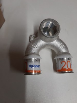 Uponor S-Press PLUS MLC U-Wandscheibe 20 x 1/2''IG x 20 mm