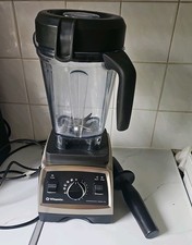 Vitamix Professional Series 750 Stainless Steel Blender UK Model