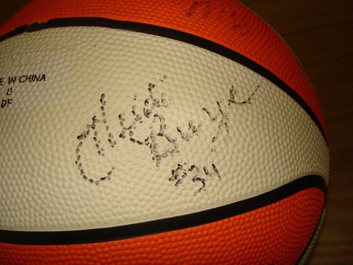 Baloncesto firmado por la WNBA 1998 Washington Mystics Nikki McCray/Santos de Oliveira + - Imagen 10 de 12