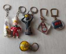 Lot d'anciens portes clés, divers, dont Bourbon, vintage