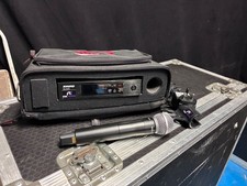 Shure QLXD4 - SM58 Funkmikrofon und Empfänger
