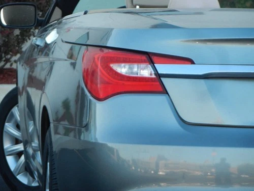 2013 Chrysler 200 Touring 2dr Convertible