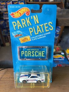 Hot Wheels Blue Porsche 959 #591 Collector Car With Razor Wheels - View #10