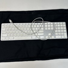 Apple Wired Keyboard Model No. A 1243 EMC No. 2171 -Uses -Works 