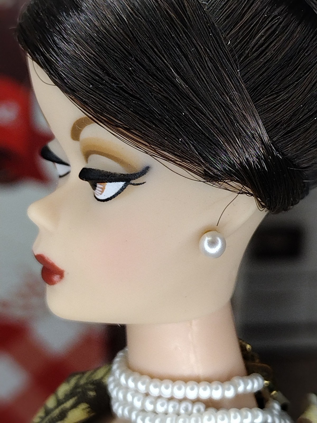 Thanksgiving Feast Barbie Holiday Hostess Collection 2010 Pre Owned 🦃🍽️ 