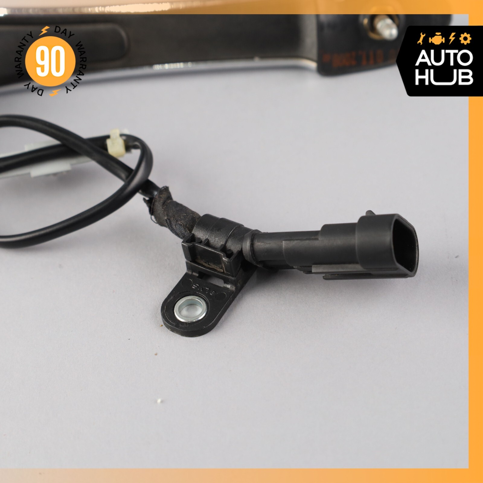 03-13 Maserati Quattroporte M139 Rear or Front Left Side Exterior Door Handle