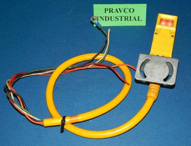 Banner Engineering Exa 1 Lm1 Photolectric Multibeam Scanner Block
