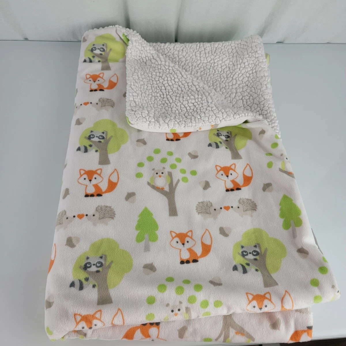 Fox receiving online blankets