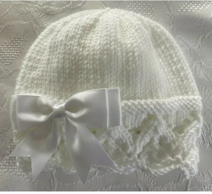 New Hand Knitted Baby Girls Beanie Hat with Satin Bow To Fit  0-3 Months