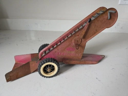 Vintage Tonka Sandloader 1950s Metal Toy Red USA Conveyor Belt Construction