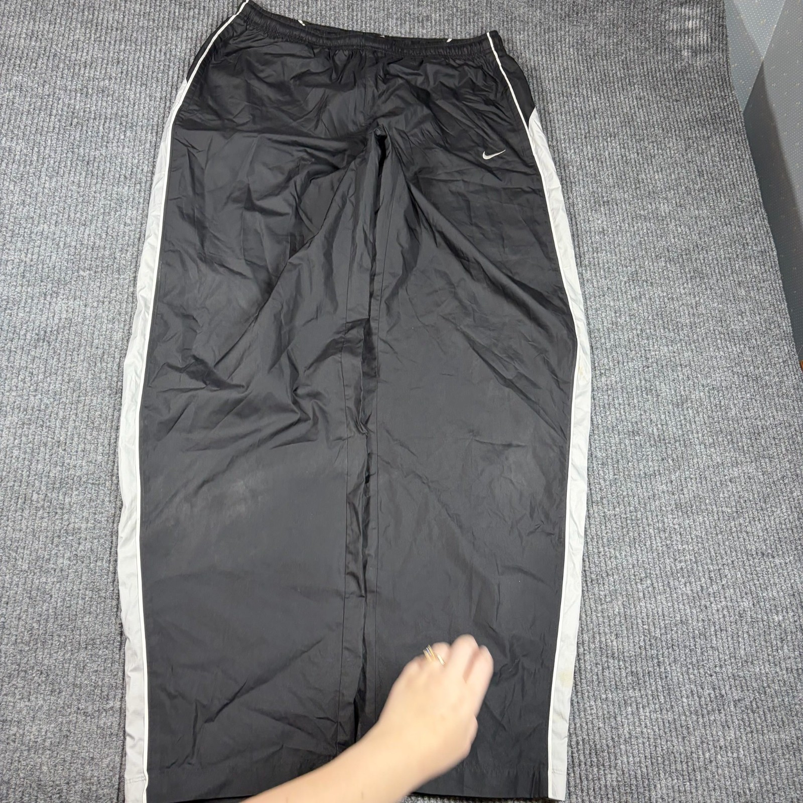 Nike Track Pants Men Large Black Stripe Straight Leg Drawstring Running Training