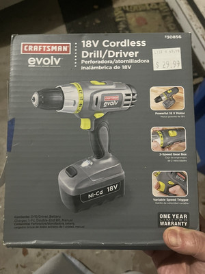 CRAFTSMAN EVOLV 18V Ni-Cd 3/8'' DRILL DRIVER MODEL: 30856 NEW FULL SET