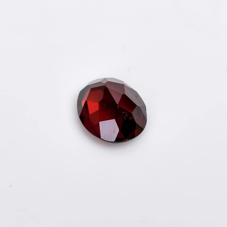 3 Ct Oval Cut Mozambique Garnet Loose Gemstone Red Translucent 10x8x4 mm - Image 2 of 4