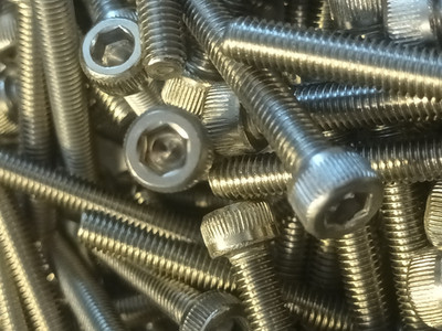 Job Lot - 2kg A2 Stainless M5 Gnarled Headed Allen Screws - Various Lengths.