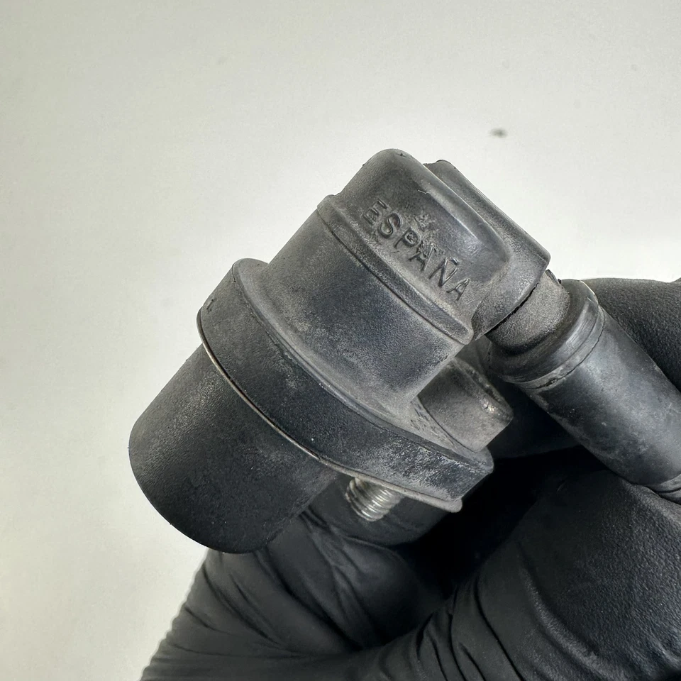 Ducati ST4S 2005 Rear wheel speed sensor — 第 4/4 张图片