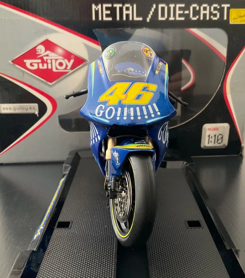 Yamaha YZR M1 Valentino Rossi 1/10 Guiloy - Immagine 2 di 4