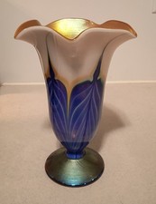 2002 8.75" Gorgeous Steven Lundberg Studios Footed Art Glass Vase